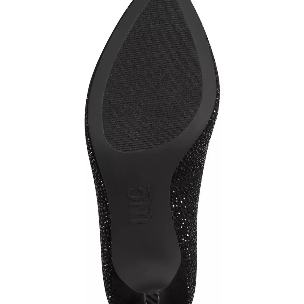 NIB INC Zitah3blk black sparkly pointed toe witchy heels. Size 8